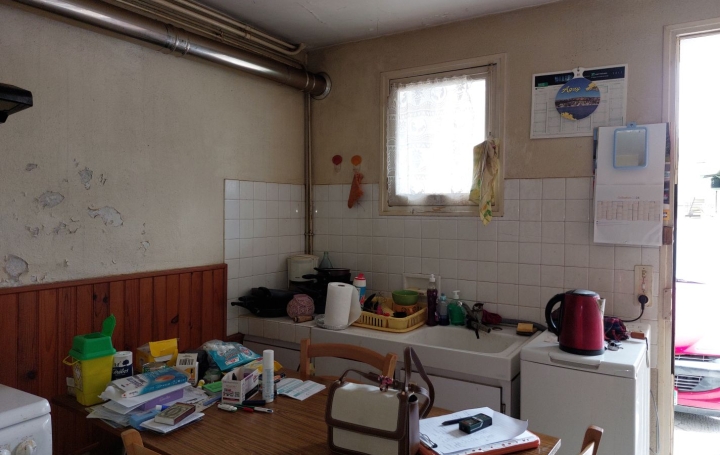 Maison BOUSSAC (23600)  132 m2 65 000 € 