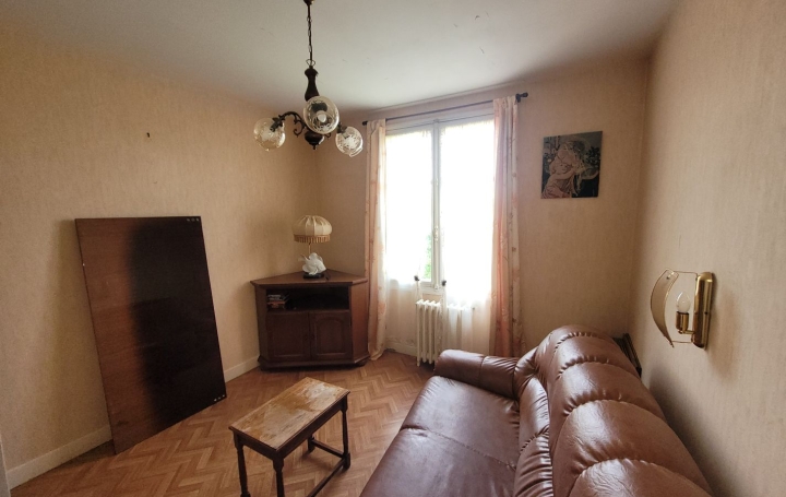 Maison BOUSSAC (23600)  109 m2 62 000 € 