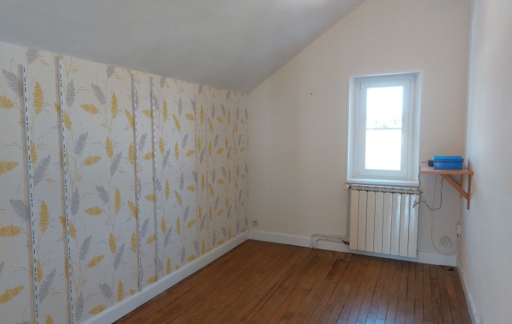 Maison de ville BOUSSAC (23600)  104 m2 135 000 € 