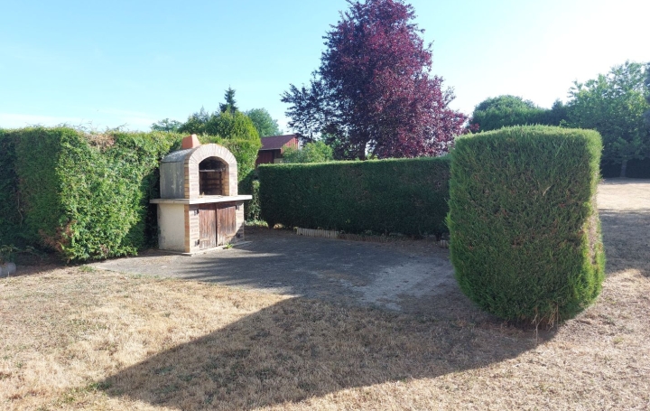 Maison de ville BOUSSAC (23600)  104 m2 135 000 € 