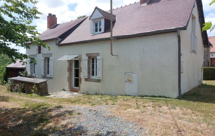 Maison de village MALLERET-BOUSSAC (23600)  132 m2 141 500 € 