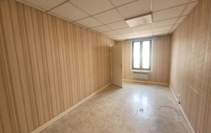 Maison PREVERANGES (18370)  76 m2 23 000 € 