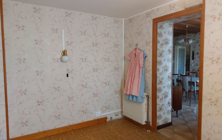 Maison de village SAINT-SILVAIN-BAS-LE-ROC (23600)  93 m2 72 000 € 