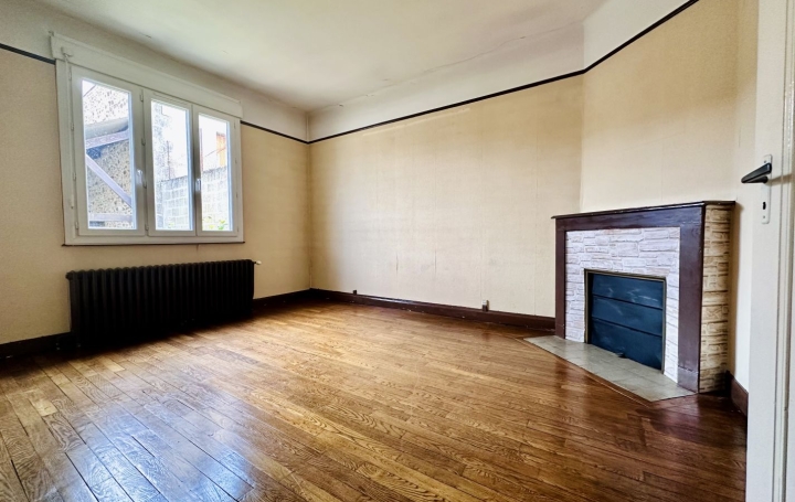 Maison BOUSSAC (23600)  90 m2 72 000 € 