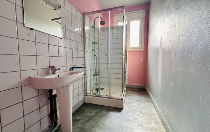 Maison BOUSSAC (23600)  90 m2 72 000 € 