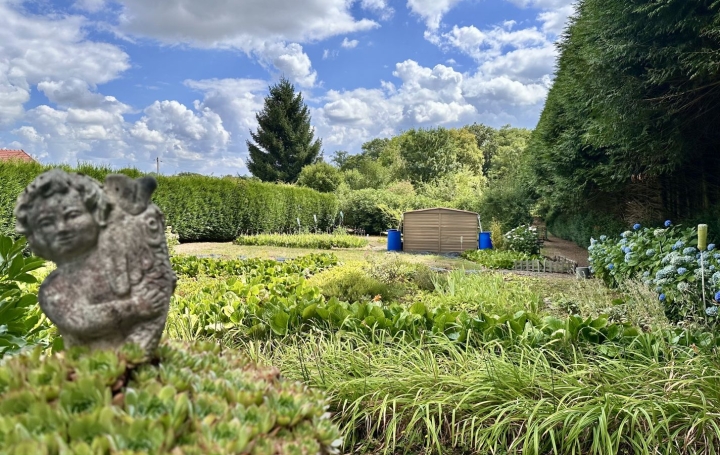 Maison BUSSIERE-SAINT-GEORGES (23600)  150 m2 67 000 € 