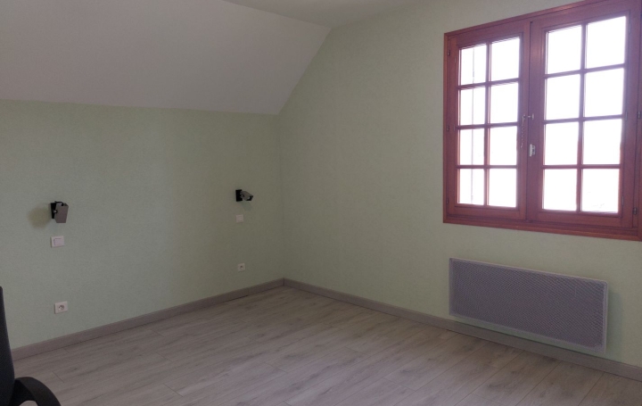 Maison GOUZON (23230)  183 m2 244 500 € 