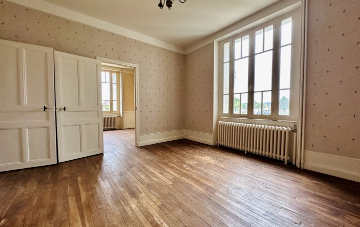 Maison BOUSSAC (23600)  137 m2 93 500 € 