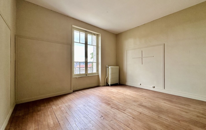 Maison BOUSSAC (23600)  137 m2 93 500 € 