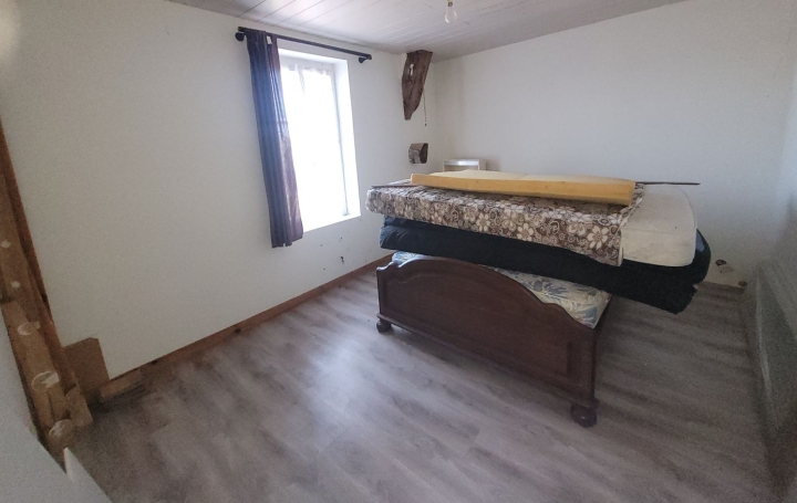 Maison SAINT-PALAIS (03370)  78 m2 66 000 € 