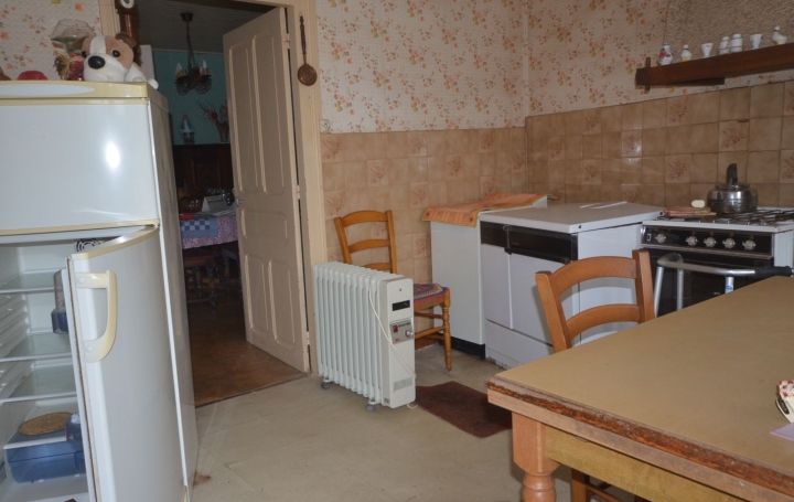 Maison SOUMANS (23600)  56 m2 42 600 € 