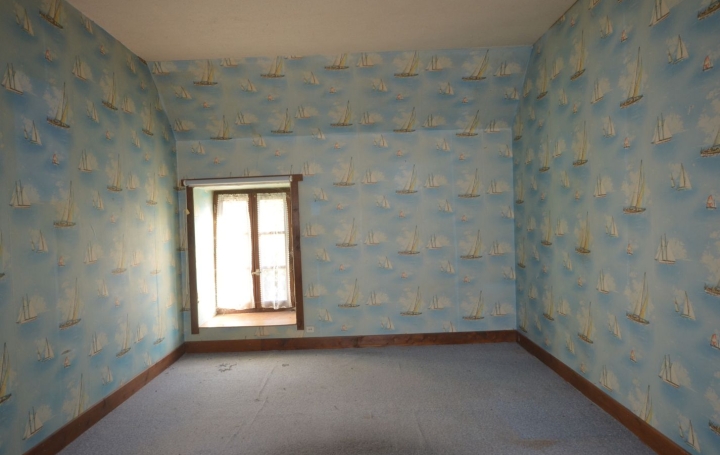 Maison TOULX-SAINTE-CROIX (23600)  136 m2 173 000 € 