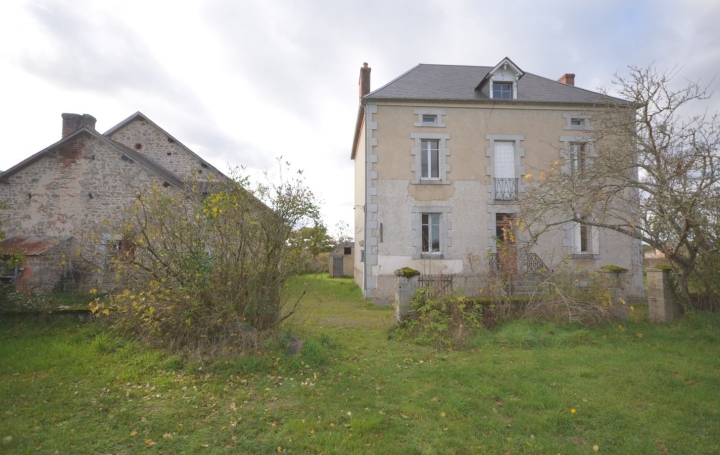 Maison / Villa TARDES (23170) 155 m<sup>2</sup> 77 000 € 