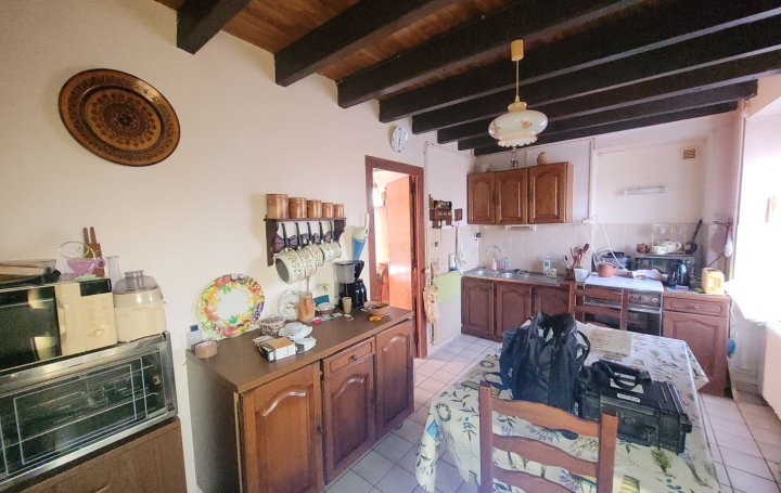 Maison SAINT-SATURNIN (18370)  101 m2 57 500 € 