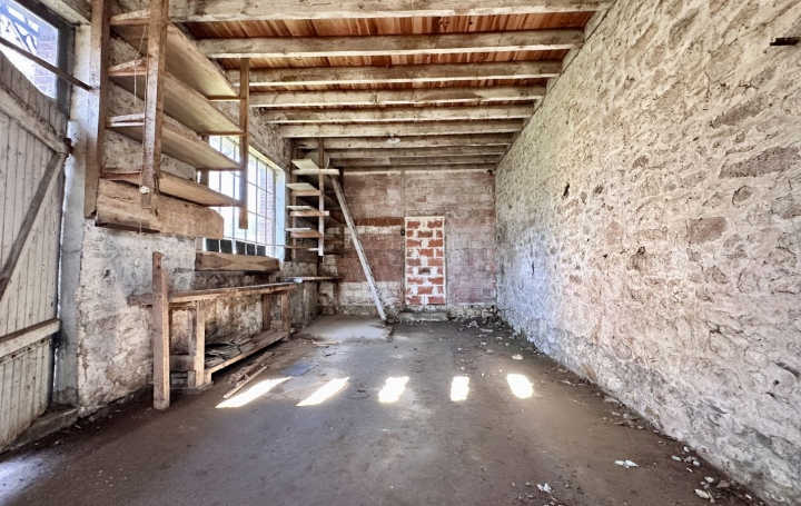 Maison TREIGNAT (03380)  95 m2 55 000 € 