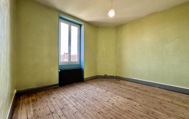 Maison TREIGNAT (03380)  95 m2 55 000 € 