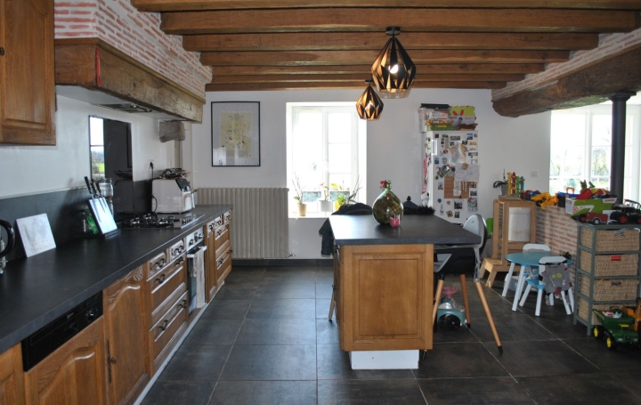 Maison CHATEAUMEILLANT (18370)  92 m2 194 250 € 