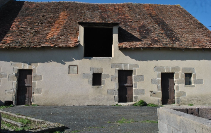 Maison CHATEAUMEILLANT (18370)  92 m2 194 250 € 