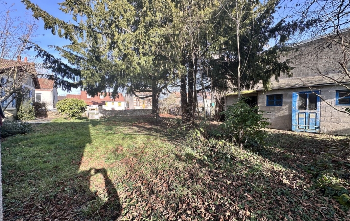 Local d'activité BOUSSAC (23600)  104 m2 87 500 € 