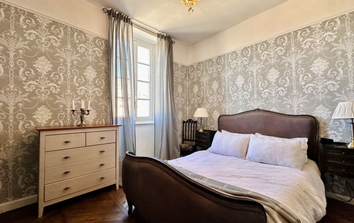 Maison de ville BOUSSAC (23600)  130 m2 92 500 € 