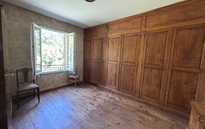 Maison SAINT-DIZIER-LES-DOMAINES (23270)  130 m2 160 000 € 