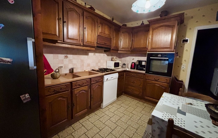 Maison LAVAUFRANCHE (23600)  151 m2 55 500 € 