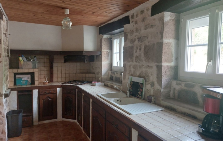Maison TOULX-SAINTE-CROIX (23600)  115 m2 98 500 € 