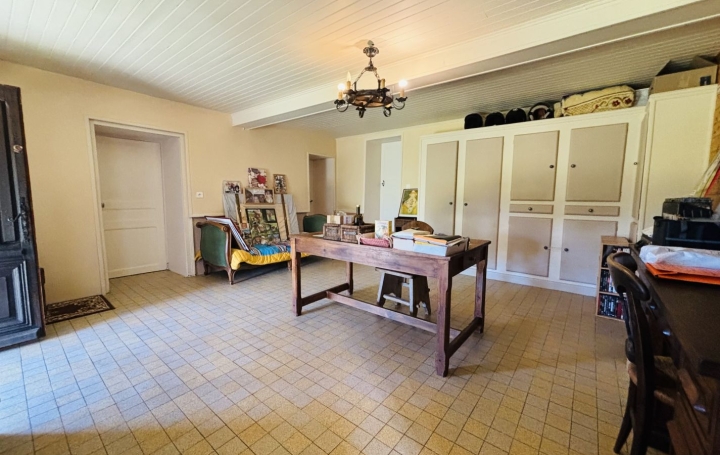Maison de village SAINT-PRIEST-LA-MARCHE (18370)  115 m2 164 300 € 