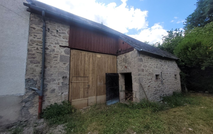 Maison SAINT-SILVAIN-BAS-LE-ROC (23600)  53 m2 37 500 € 