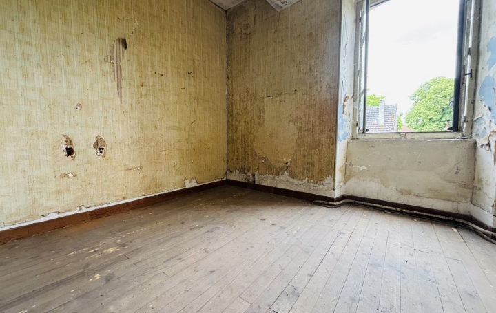 Maison de ville CLUGNAT (23270)  200 m2 50 500 € 