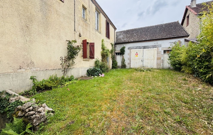 Maison de ville CLUGNAT (23270)  200 m2 50 500 € 