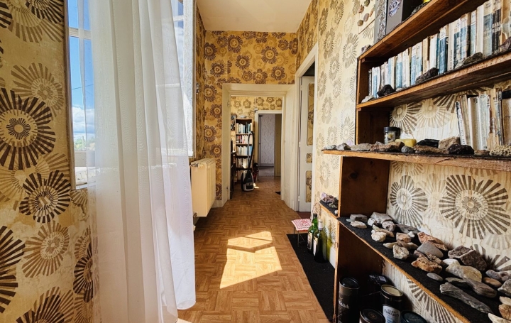 Maison LUSSAT (23170)  132 m2 66 000 € 