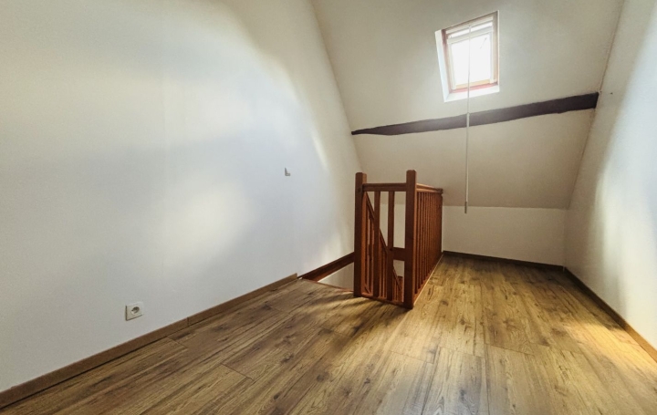 Maison BOUSSAC (23600)  55 m2 40 500 € 