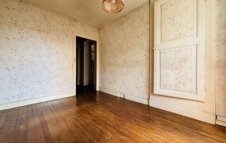 Maison de ville BOUSSAC (23600)  57 m2 26 000 € 