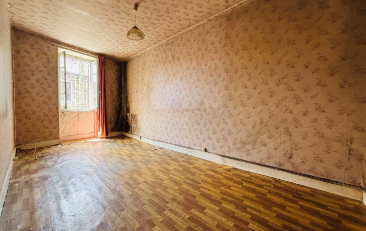 Maison de ville BOUSSAC (23600)  57 m2 26 000 € 