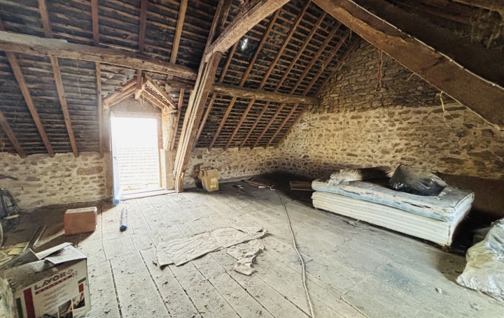 Maison CLUGNAT (23270)  40 m2 40 500 € 