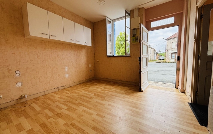 Maison CLUGNAT (23270)  40 m2 40 500 € 