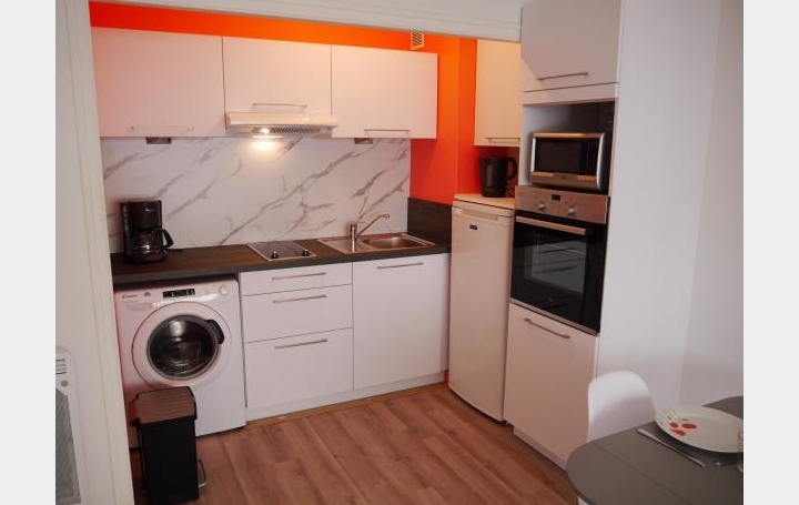 Réseau Immo-diffusion : Appartement P1  LES SABLES-D'OLONNE  30 m2 410 € 