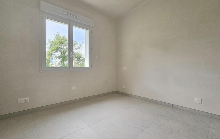 Maison SAINTE-FOY (85150)  82 m2 1 090 € 