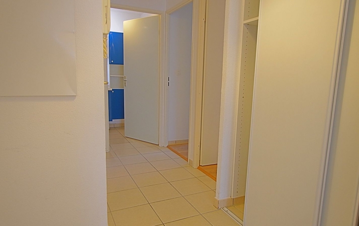 3 Pièces OLONNE-SUR-MER (85340)  63 m2 900 € 