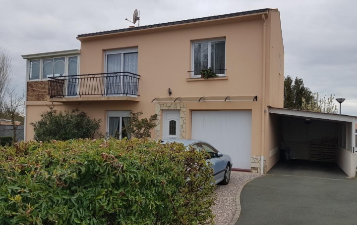 Réseau Immo-diffusion : Maison  SAINT-MATHURIN  128 m2 220 000 € 