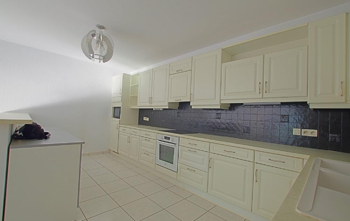 4 Pièces LES SABLES-D'OLONNE (85100)  86 m2 399 900 € 