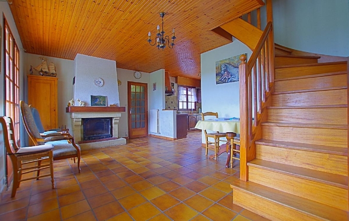 Maison BREM-SUR-MER (85470)  91 m2 279 900 € 