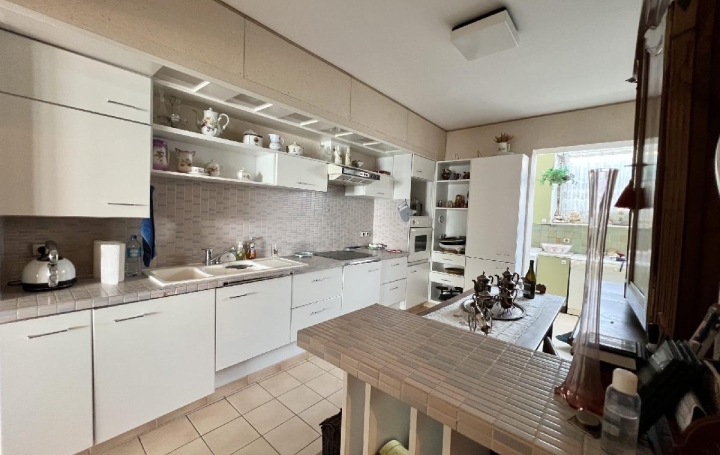 4 Pièces LES SABLES-D'OLONNE (85100)  92 m2 580 000 € 