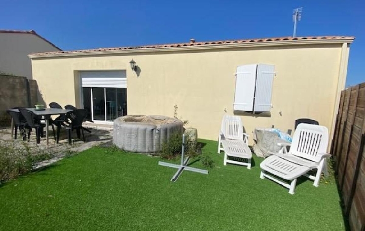 Maison VAIRE (85150)  63 m2 191 900 € 