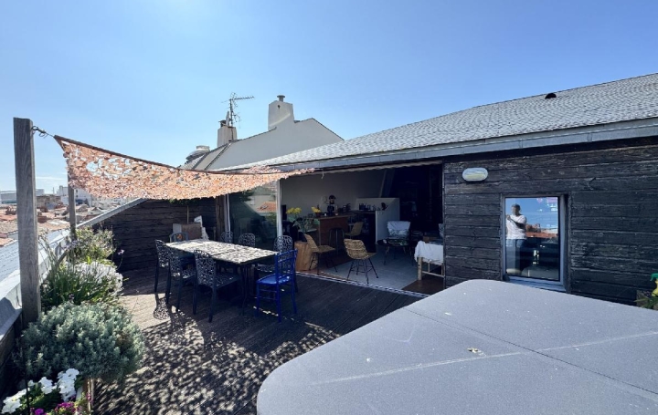 5 Pièces LES SABLES-D'OLONNE (85100)  171 m2 884 000 € 