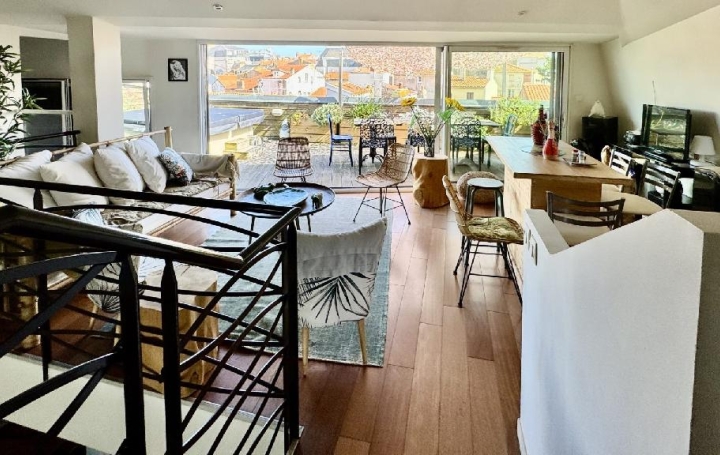 5 Pièces LES SABLES-D'OLONNE (85100)  171 m2 884 000 € 