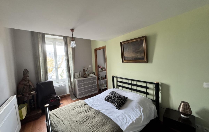 5 Pièces LES SABLES-D'OLONNE (85100)  171 m2 884 000 € 