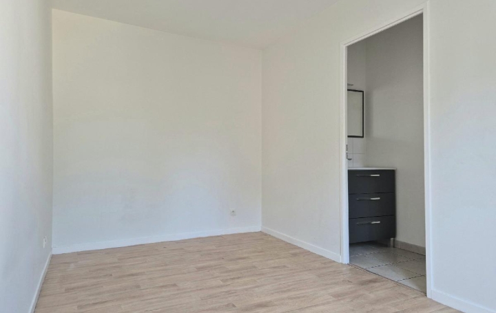 Maison LA ROCHE-SUR-YON (85000)  85 m2 225 000 € 