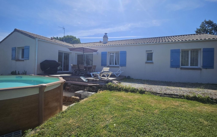 Maison / Villa SAINTE-FOY (85150) 130 m<sup>2</sup> 339 900 € 
